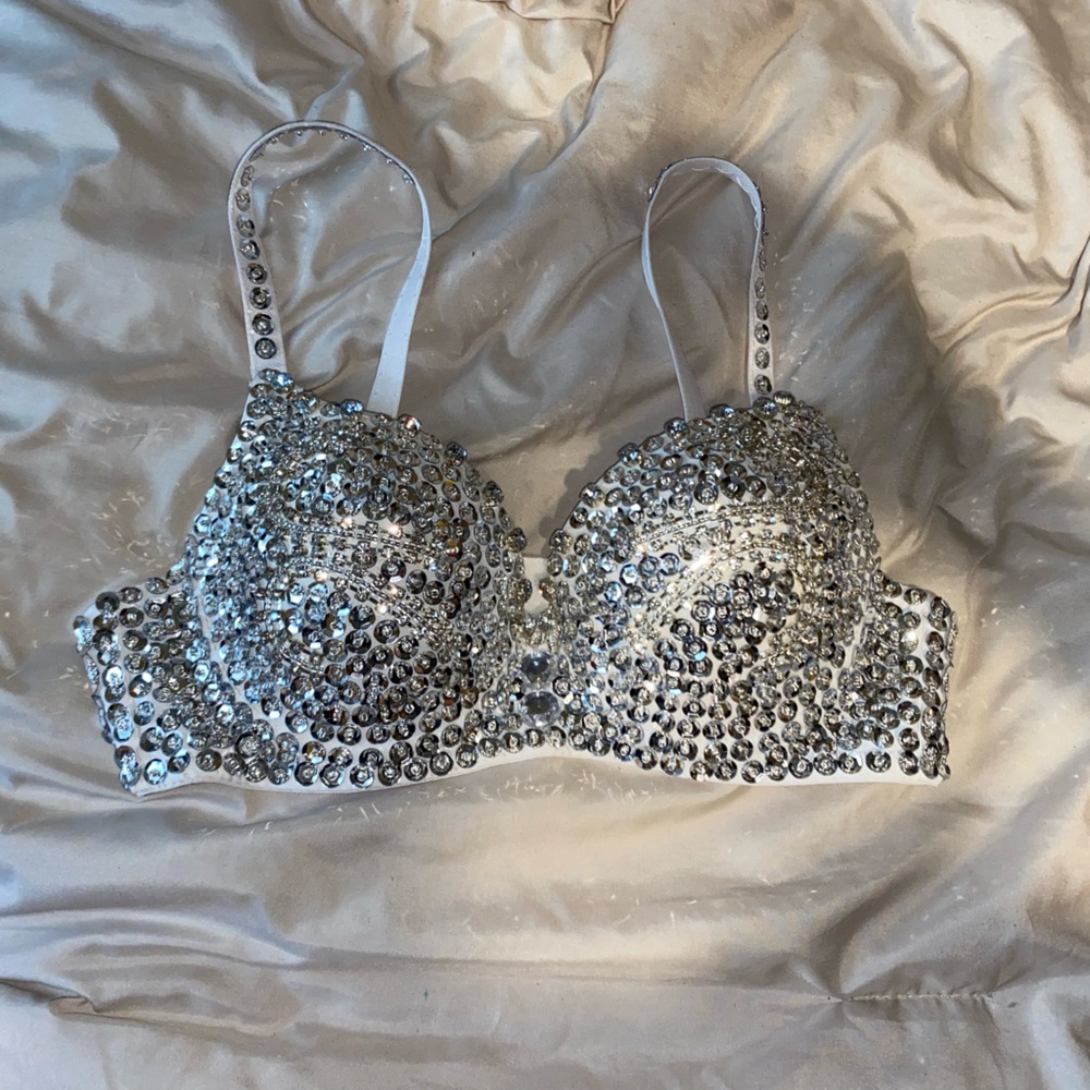 Sparkly sequen bra!!